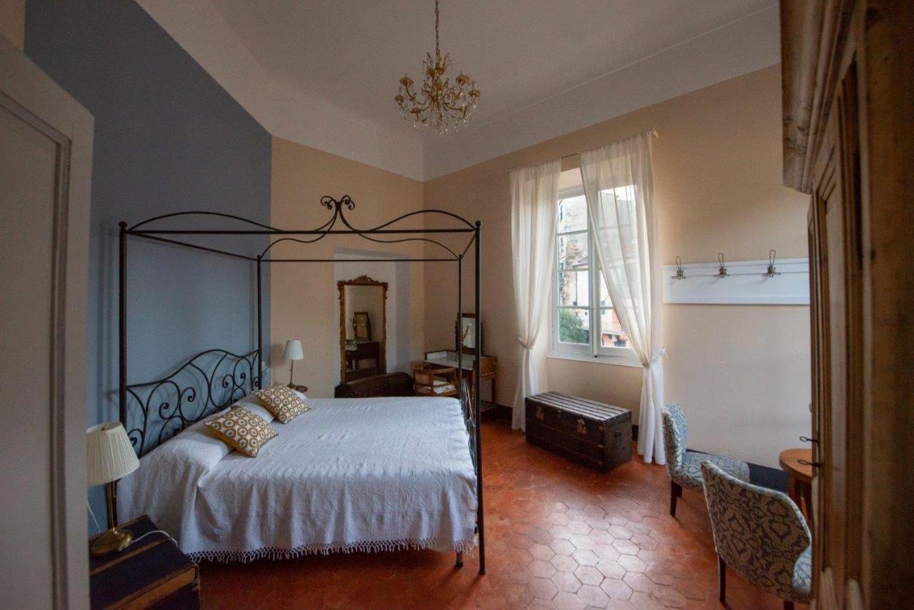 Bb Palazzo Doria Bed & Breakfast Долчедо Екстериор снимка