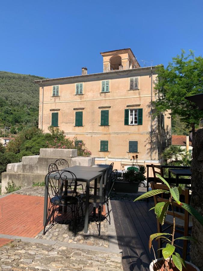 Bb Palazzo Doria Bed & Breakfast Долчедо Екстериор снимка